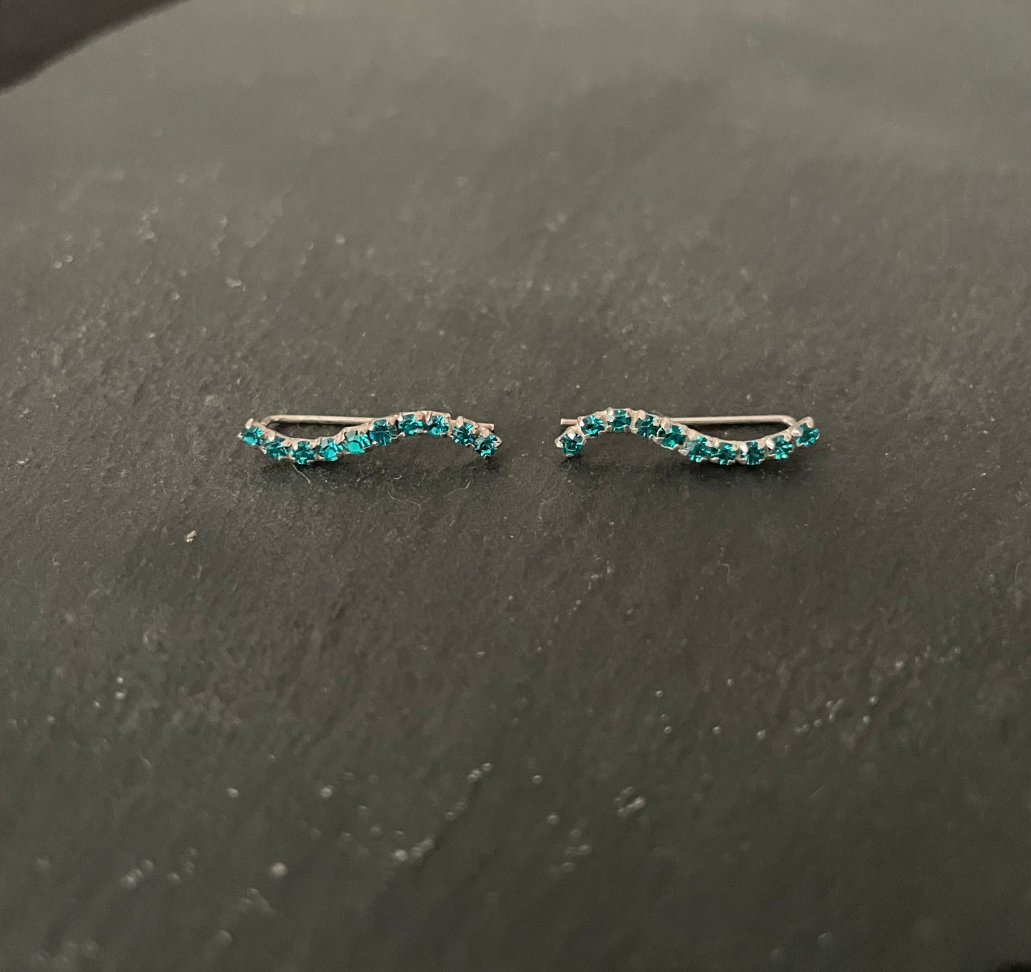 Cubic Zirconia Single Row Wave Ear Climbers image 7