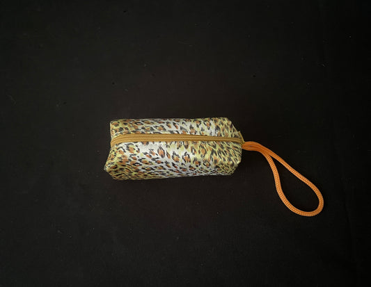 Yellow Purse image 1