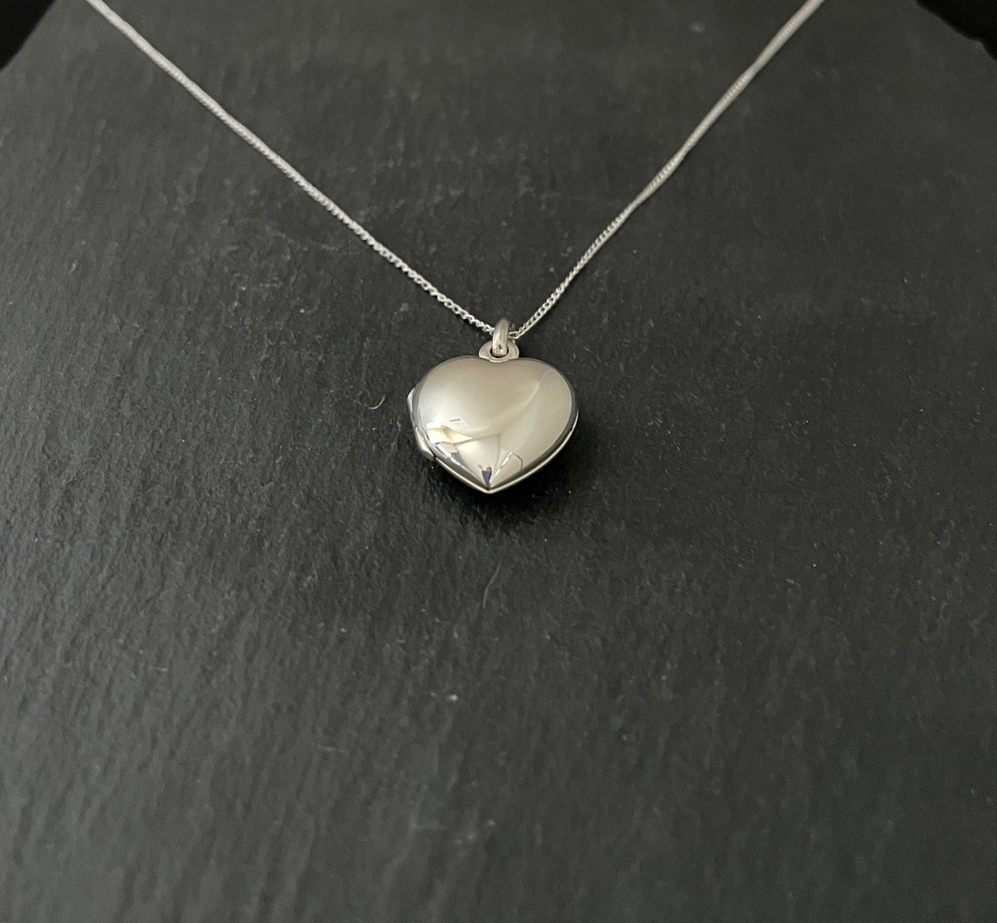 Silver Heart Locket image 1