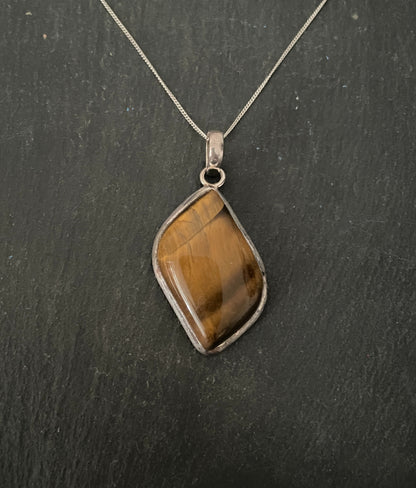 Tiger's Eye Pendant image 0