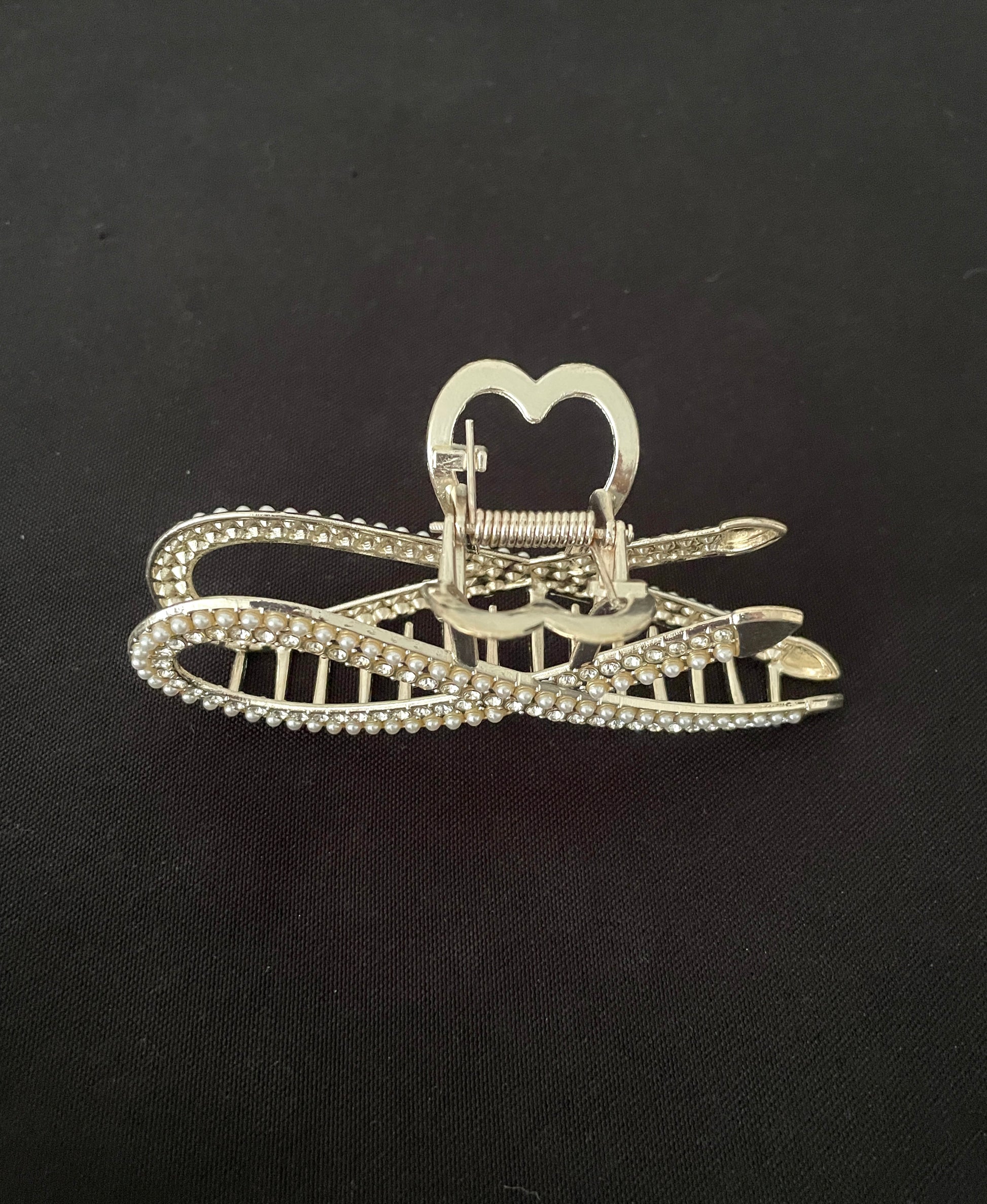 Twist Claw Hair Clip image 2