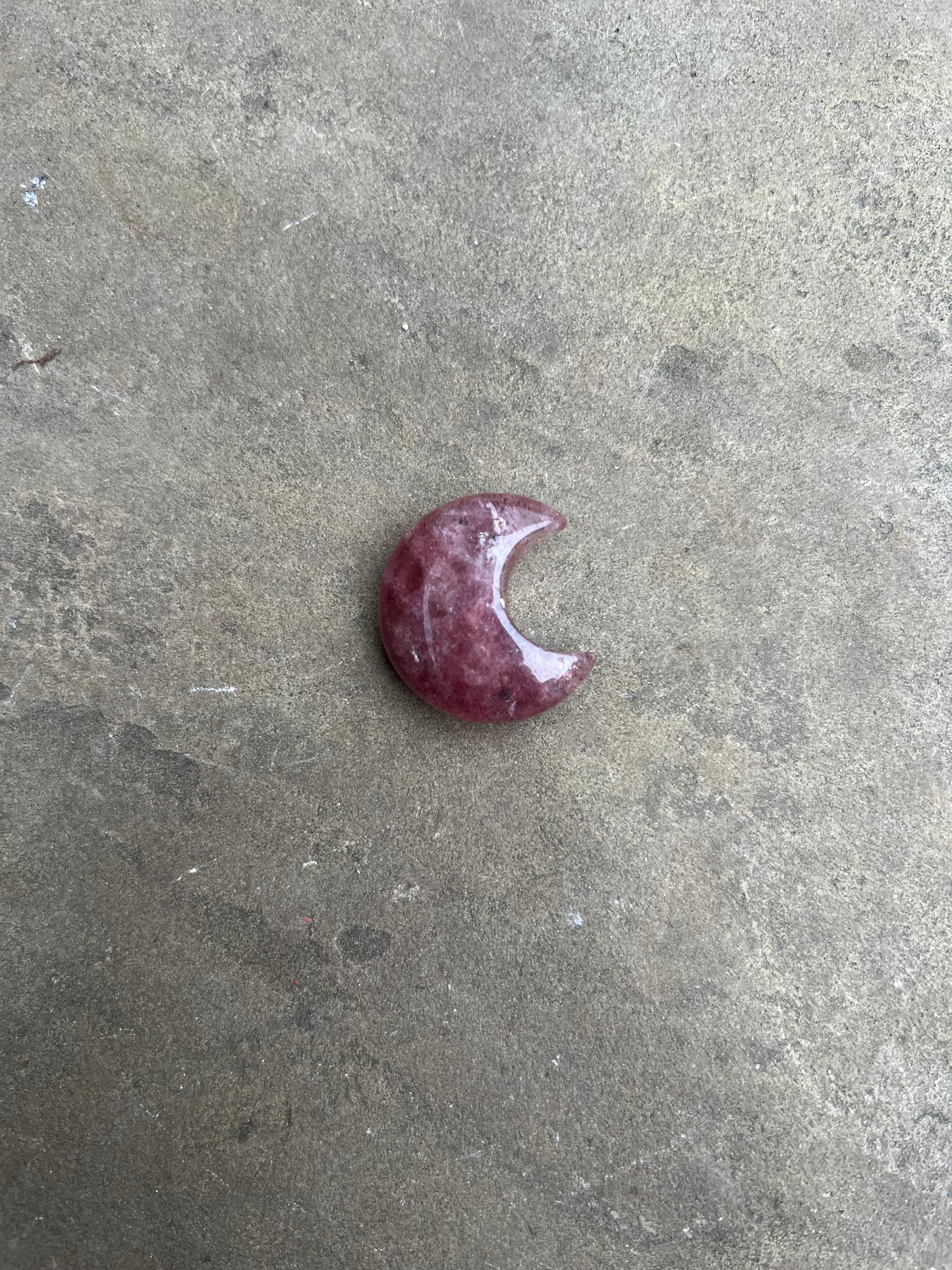 Strawberry Quartz Moon image 0