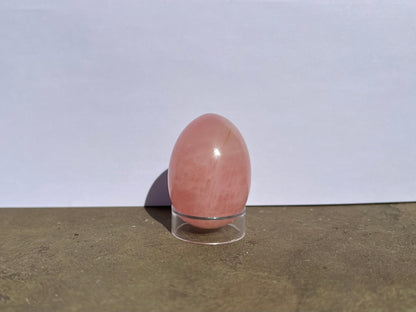 Rose Quartz Egg image 3
