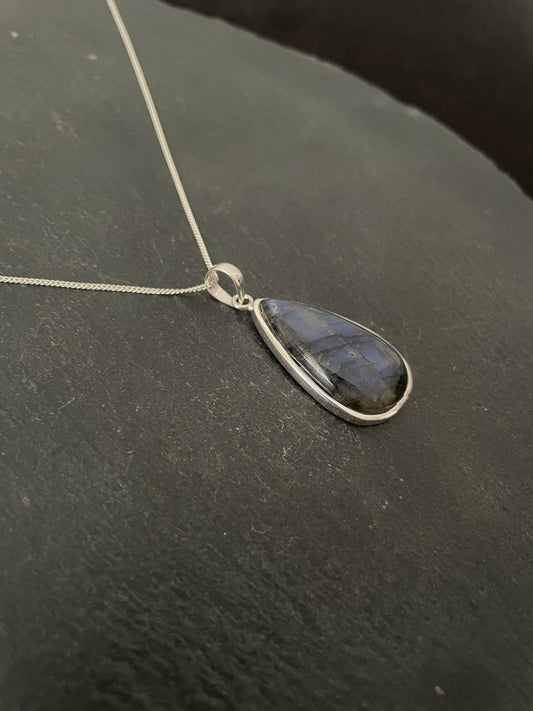 Labradorite Teardrop Pendant image 1