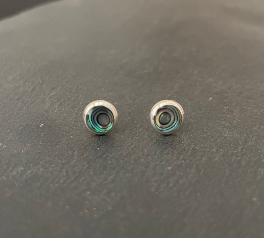 Paua Shell Round Studs image 0